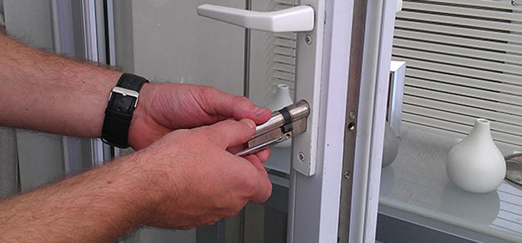 Commercial Door Lock Repair in Gonzales